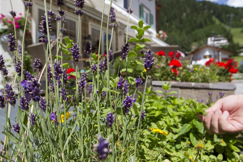 Chalet Madrisa Corvara Buitenkant foto