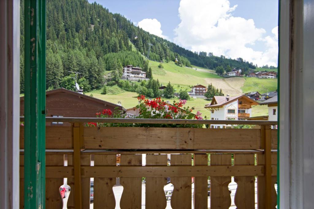 Chalet Madrisa Corvara Buitenkant foto